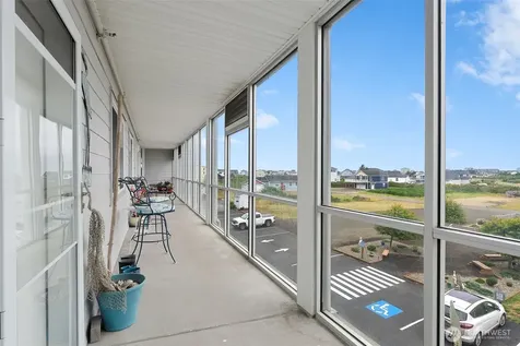 401 Westport View SW Ocean Shores WA 98569