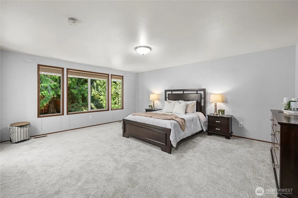 18207 159th Court SE Renton WA 98058