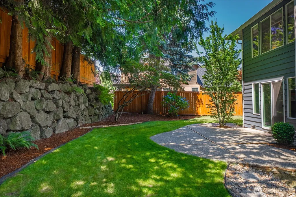 18207 159th Court SE Renton WA 98058