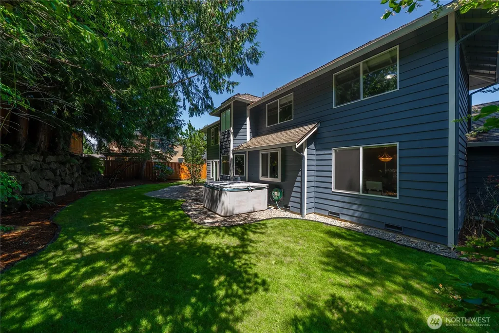 18207 159th Court SE Renton WA 98058