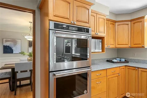 18207 159th Court SE Renton WA 98058