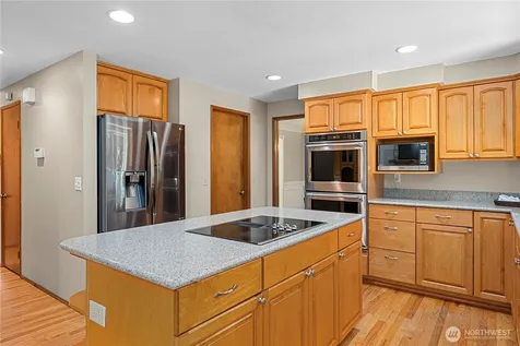 18207 159th Court SE Renton WA 98058