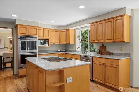18207 159th Court SE Renton WA 98058