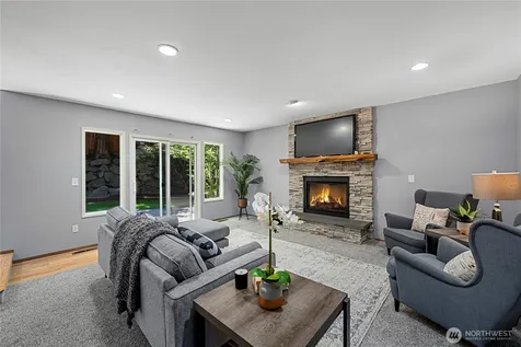 18207 159th Court SE Renton WA 98058