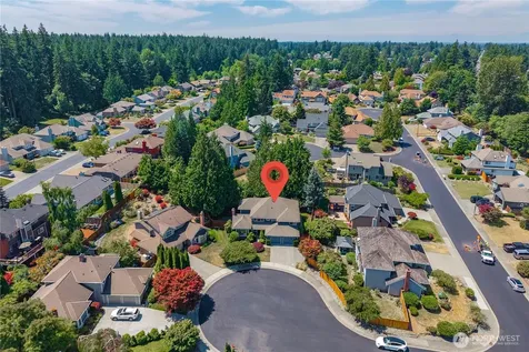 18207 159th Court SE Renton WA 98058