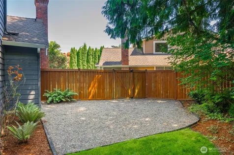18207 159th Court SE Renton WA 98058