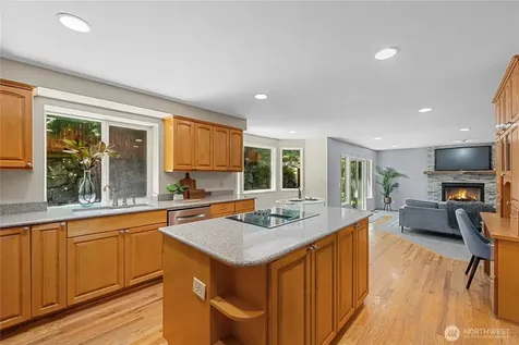 18207 159th Court SE Renton WA 98058