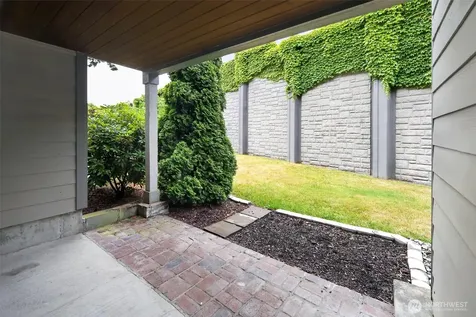 8033 118th Avenue NE Kirkland WA 98033