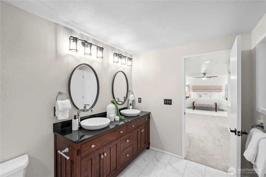 14702 255 Avenue SE Issaquah WA 98027