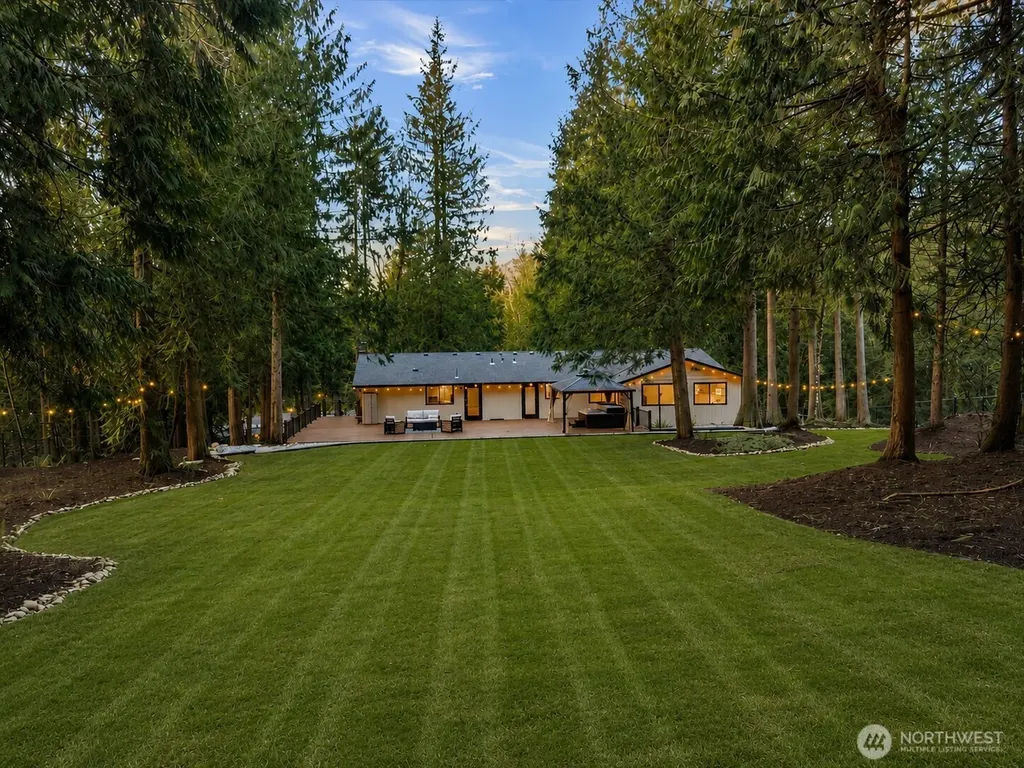 14702 255th Avenue SE Issaquah WA 98027