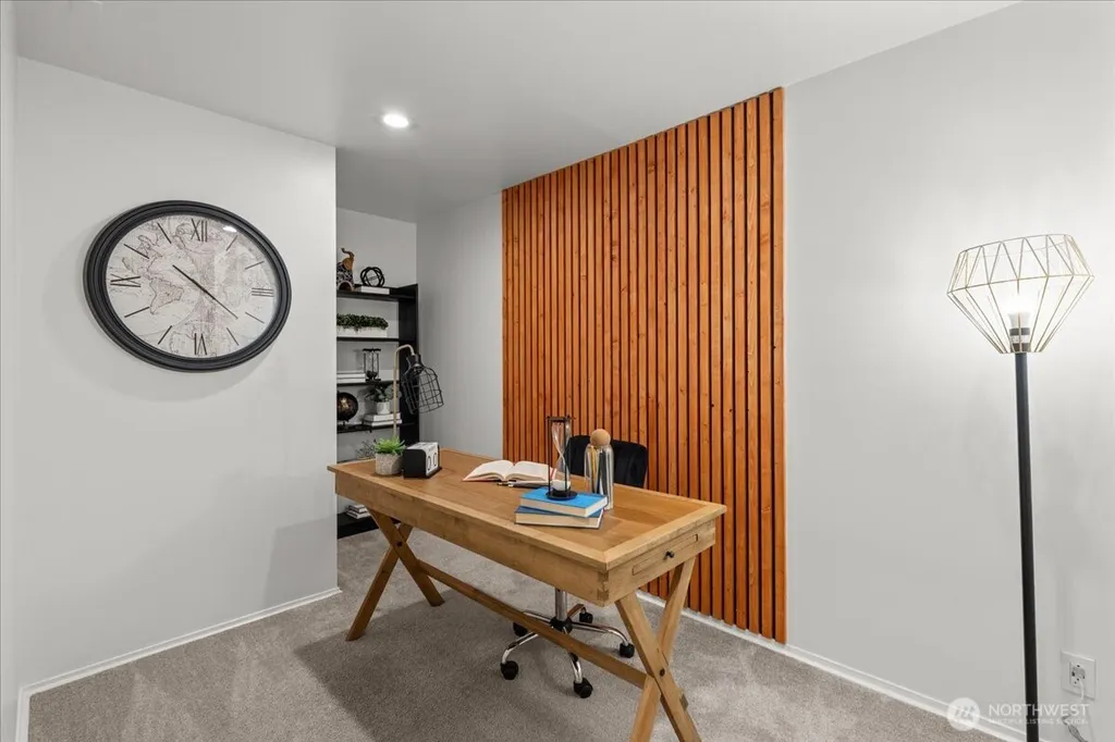 14702 255 Avenue SE Issaquah WA 98027