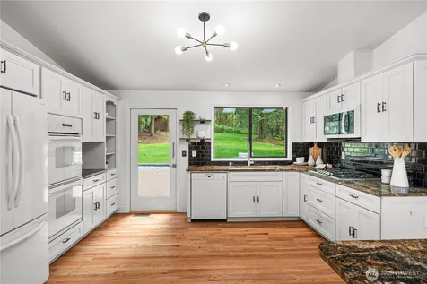 14702 255th Avenue SE Issaquah WA 98027