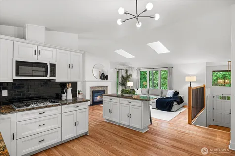 14702 255 Avenue SE Issaquah WA 98027