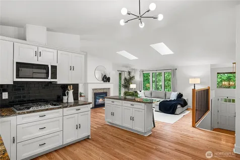 14702 255 Avenue SE Issaquah WA 98027
