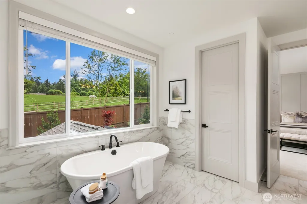 2324 209th Place SE Sammamish WA 98075
