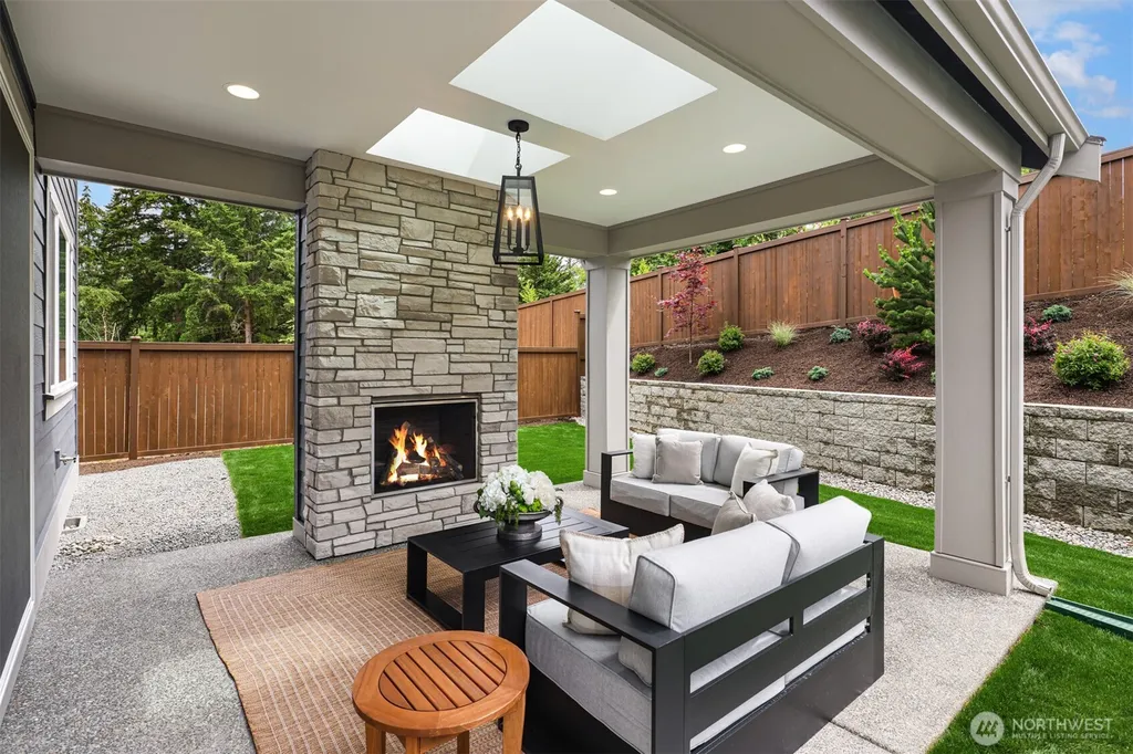 2324 209th Place SE Sammamish WA 98075
