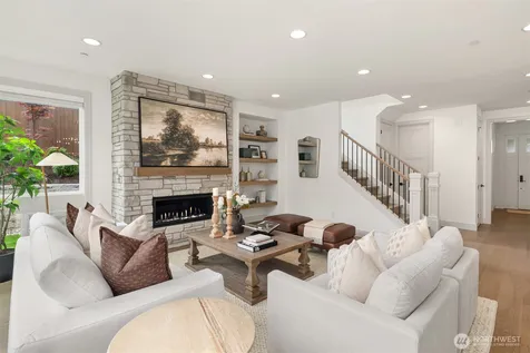 2324 209th Place SE Sammamish WA 98075