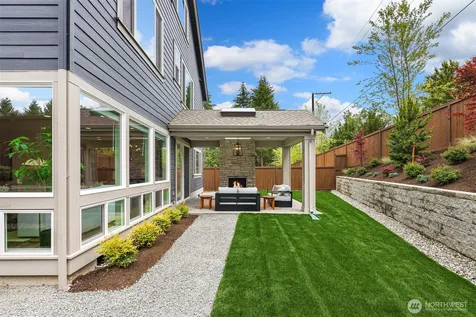 2324 209th Place SE Sammamish WA 98075