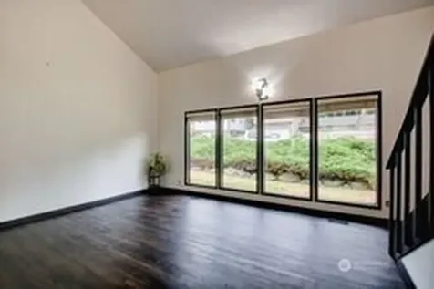 960 SW Fairhaven Drive Oak Harbor WA 98277