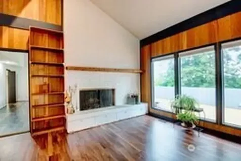 960 SW Fairhaven Drive Oak Harbor WA 98277