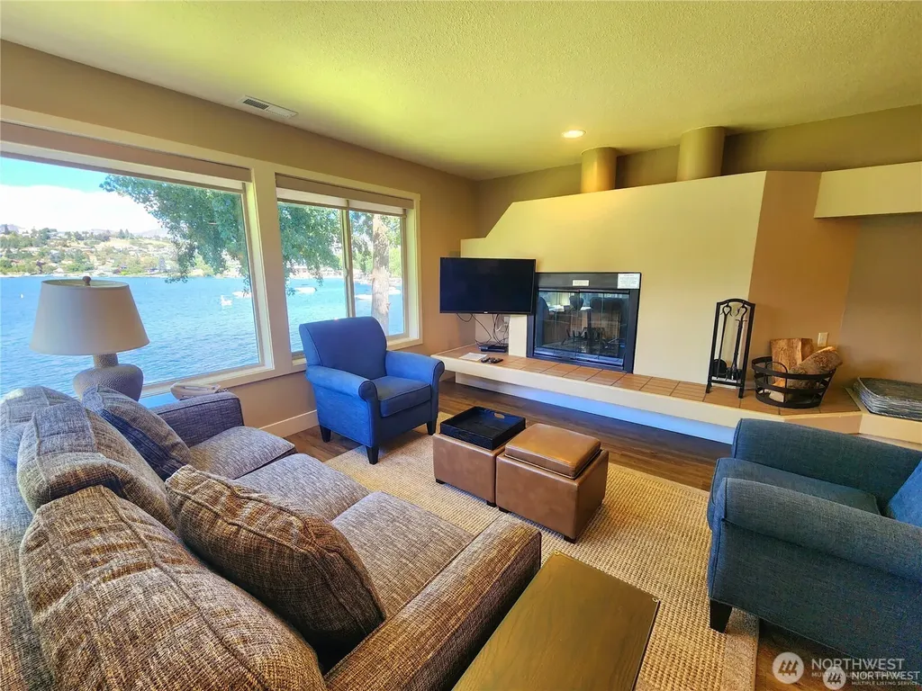 1 Beach 573-c Manson WA 98831
