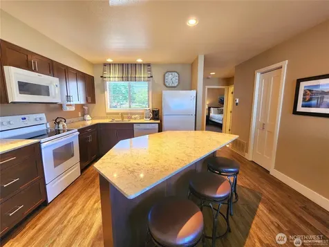1 Beach 573-c Manson WA 98831