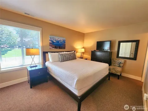 1 Beach 573-c Manson WA 98831