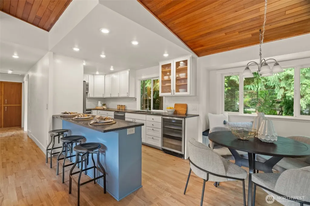 17224 61st Place W Lynnwood WA 98037