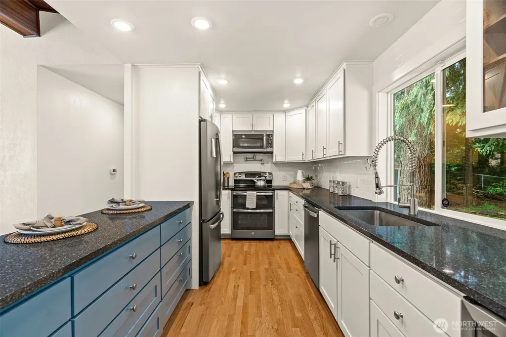 17224 61st Place W Lynnwood WA 98037
