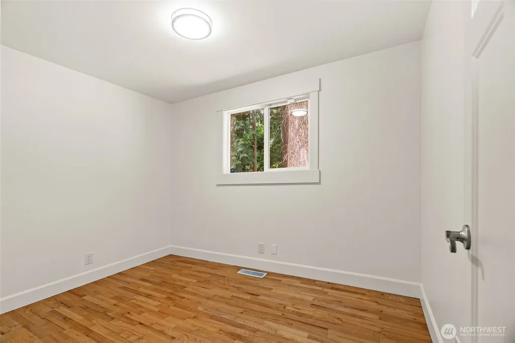17224 61st Place W Lynnwood WA 98037