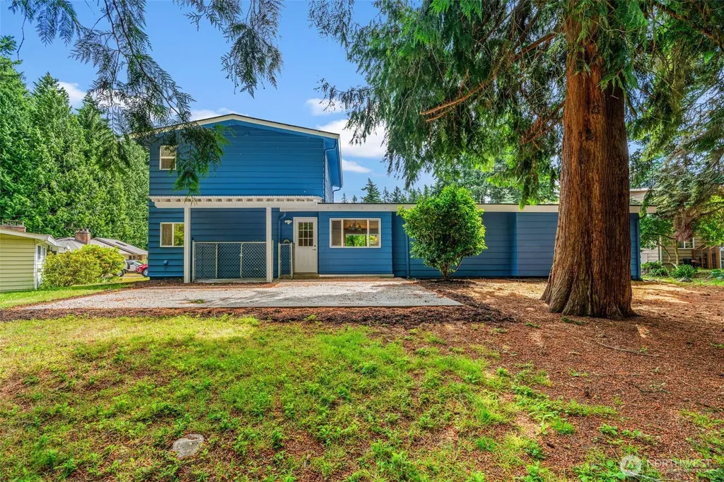 17224 61st Place W Lynnwood WA 98037