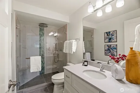 17224 61st Place W Lynnwood WA 98037