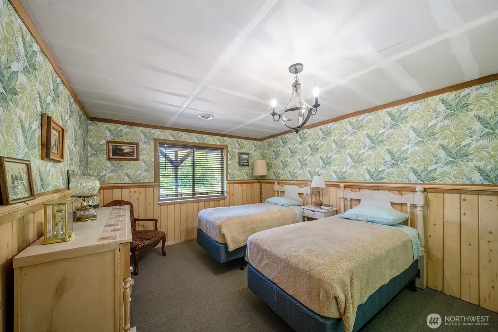 2132 W 8th Street Bucoda WA 98530