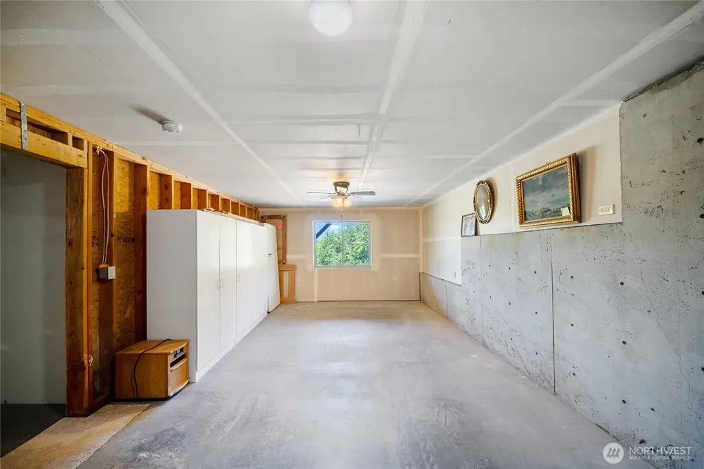 2132 W 8th Street Bucoda WA 98530