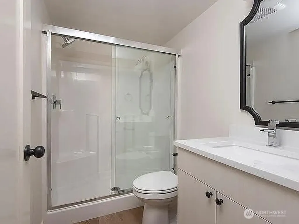 706 N 78th Street Seattle WA 98103