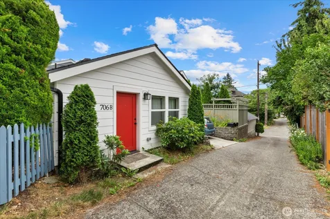 706 N 78th Street Seattle WA 98103