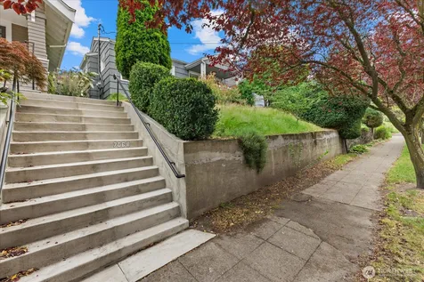 706 N 78th Street Seattle WA 98103