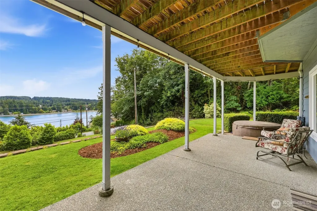 7509 145th Street NW Gig Harbor WA 98329