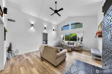 5144 Hannegan Road Bellingham WA 98226