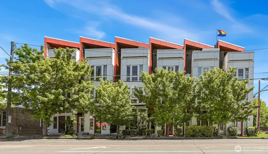 6704 15th Avenue NW Seattle WA 98117