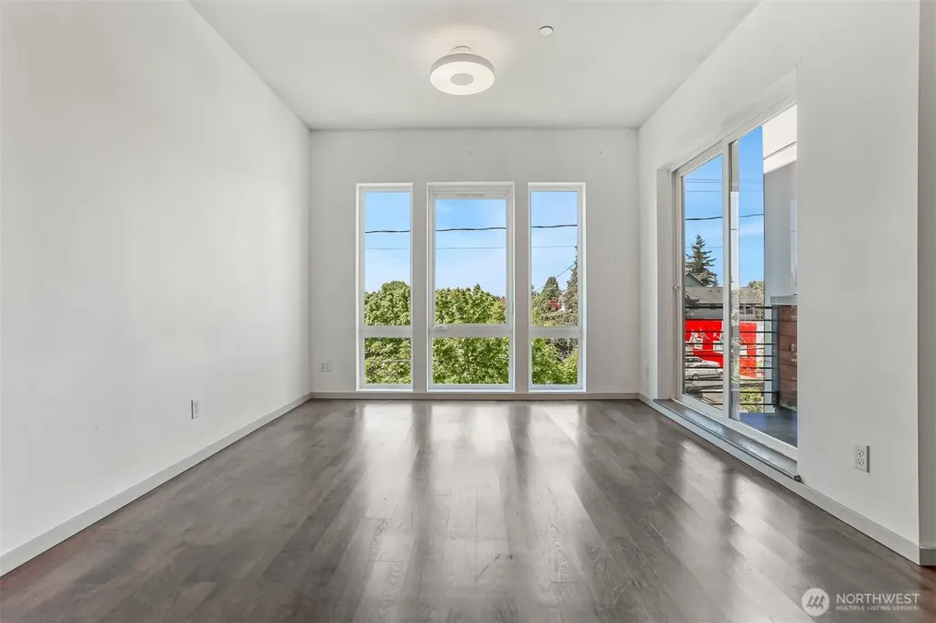 6704 15th Avenue NW Seattle WA 98117