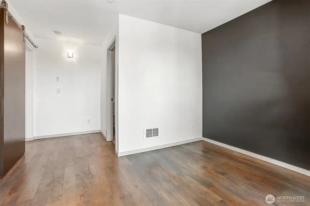 6704 15th Avenue NW Seattle WA 98117