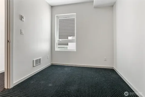 6704 15th Avenue NW Seattle WA 98117