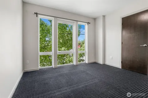 6704 15th Avenue NW Seattle WA 98117