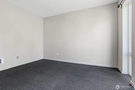 6704 15th Avenue NW Seattle WA 98117