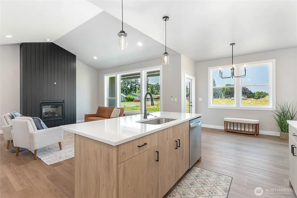 400 W 3rd Street Everson WA 98247