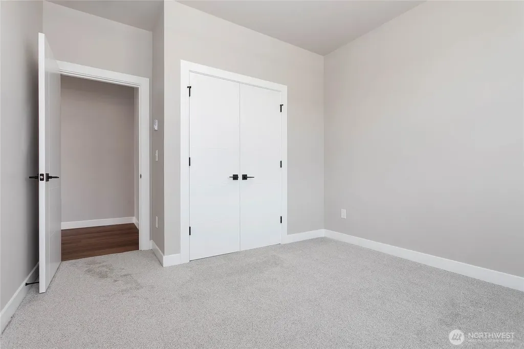 400 W 3rd Street Everson WA 98247