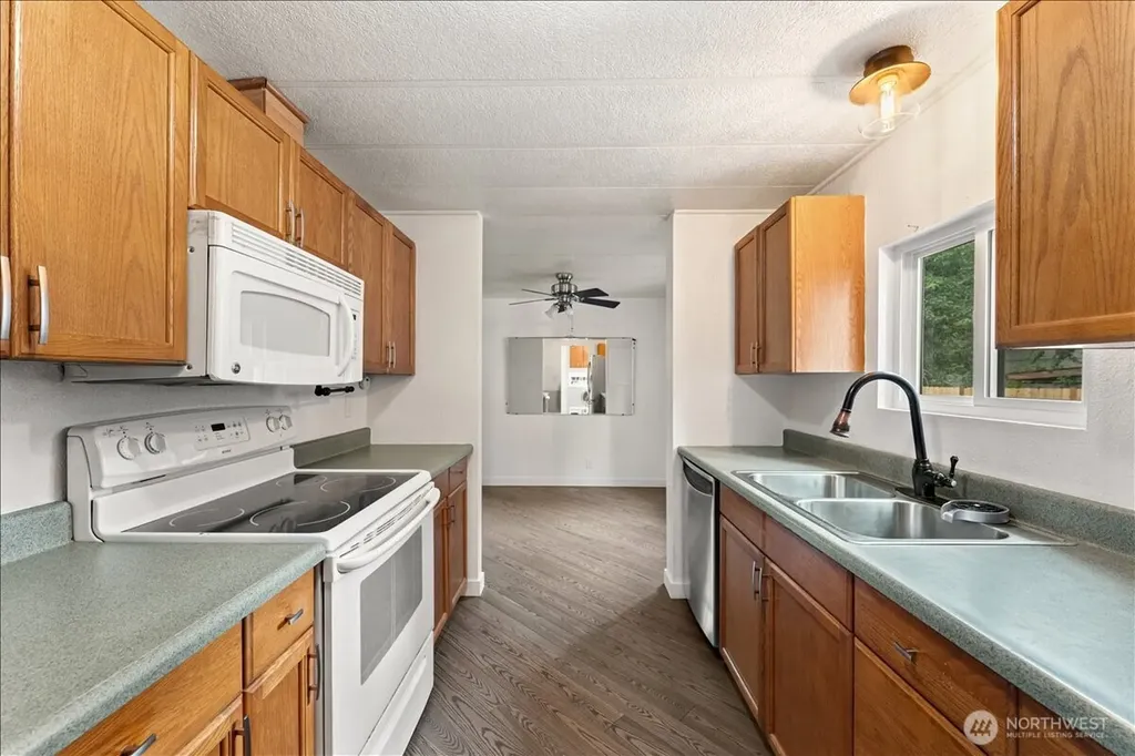 20821 93rd Street E Bonney Lake WA 98391