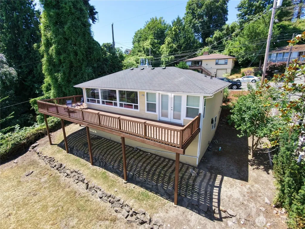 722 S 31st Avenue Seattle WA 98144