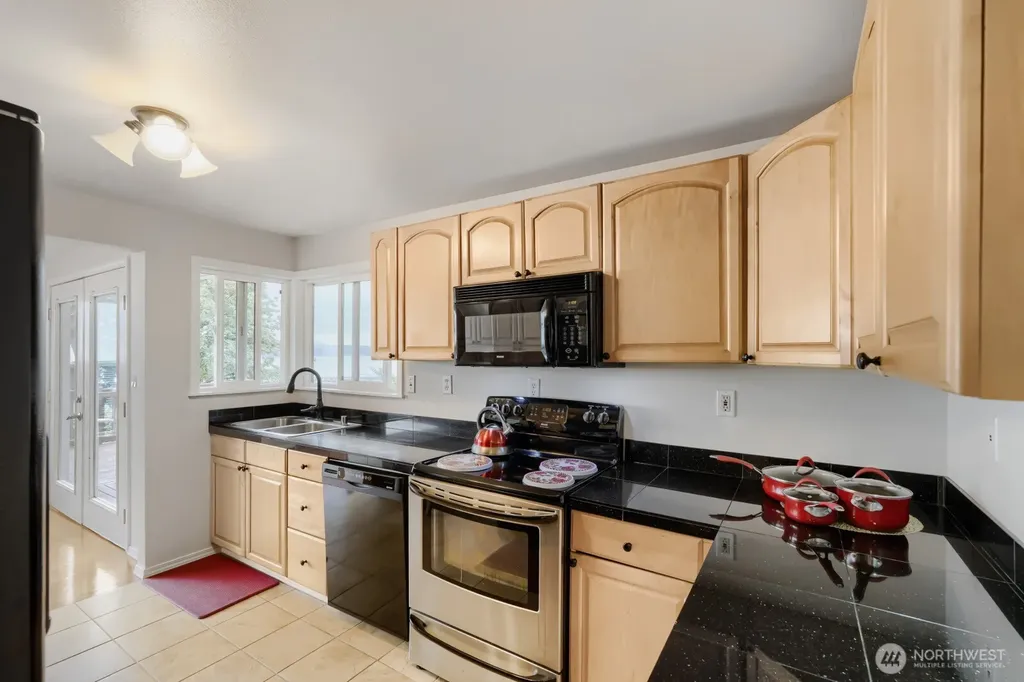 722 S 31st Avenue Seattle WA 98144